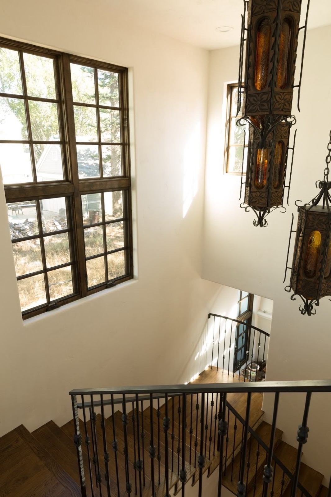 The Westcliff Residence, staircase landing